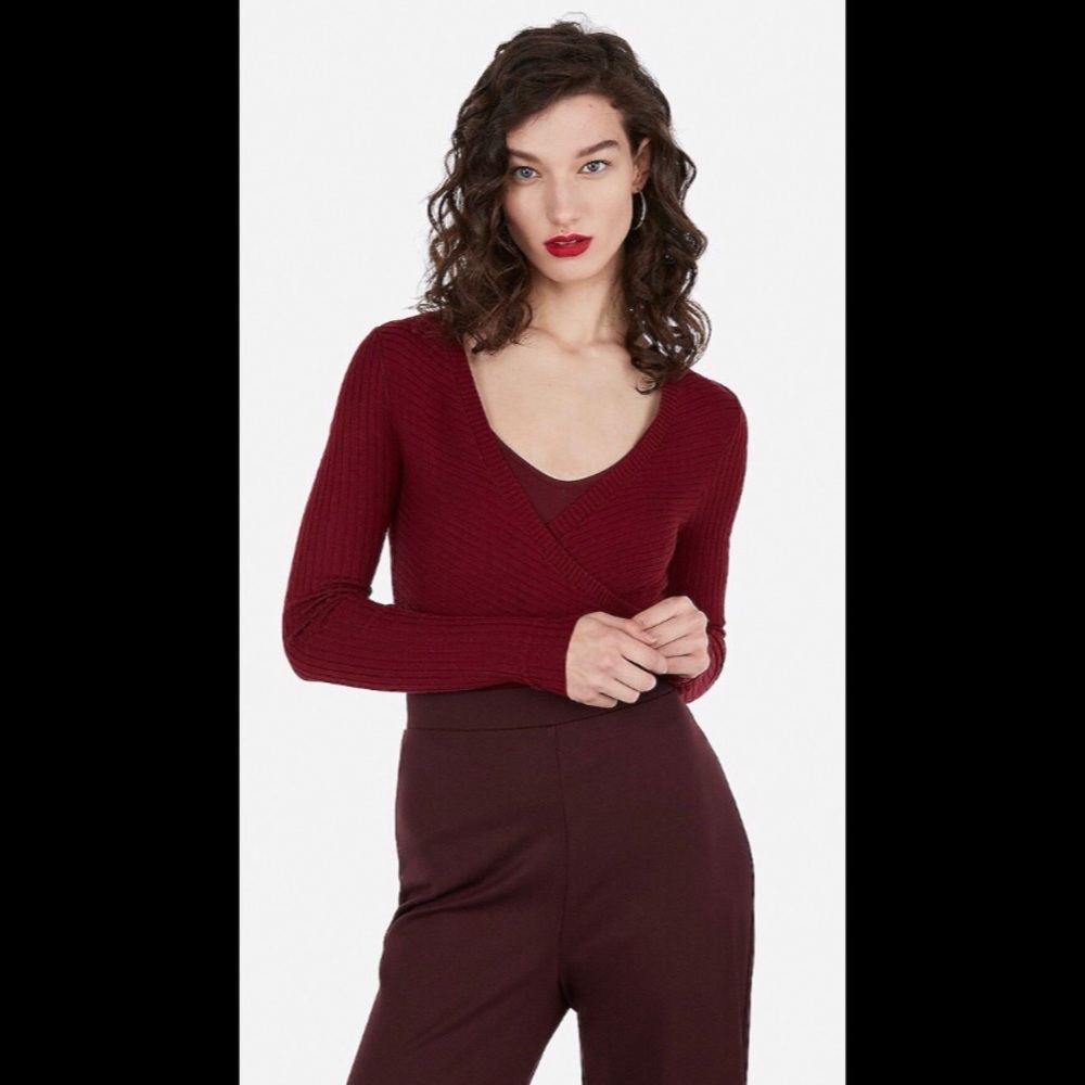 EXPRESS Wide Ribbed Surplice Fitted Sweater - Picture 7 of 8